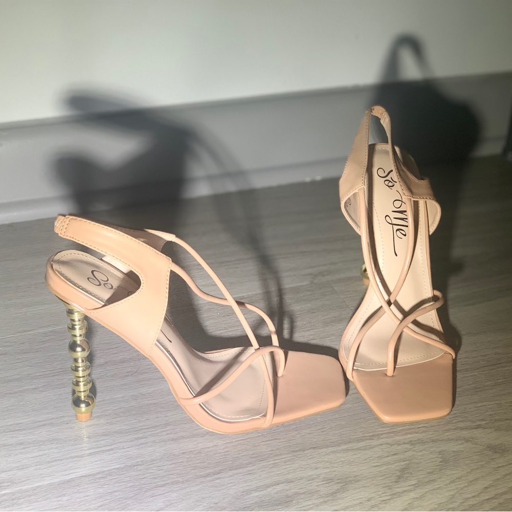 4 inch heel, Square Toe, Ankle Wrap Straps w/Gold Tip Chic Gold Decorative Heel